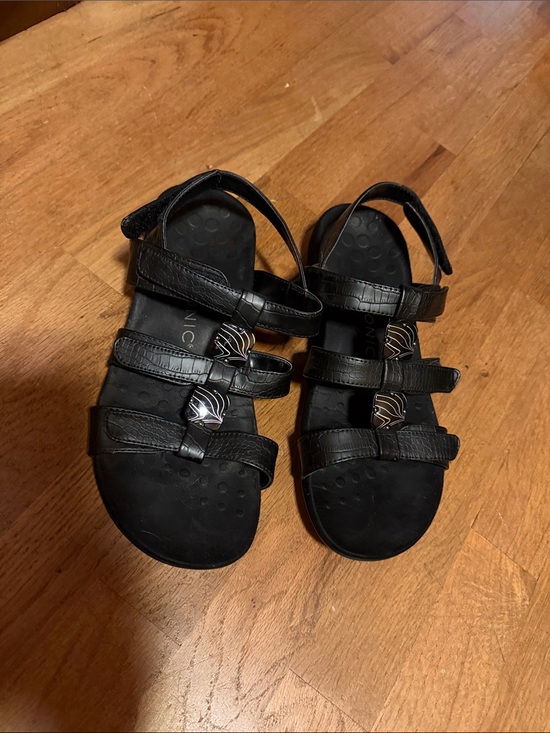 Vionic Shoes - Vionic Comfort Sandals